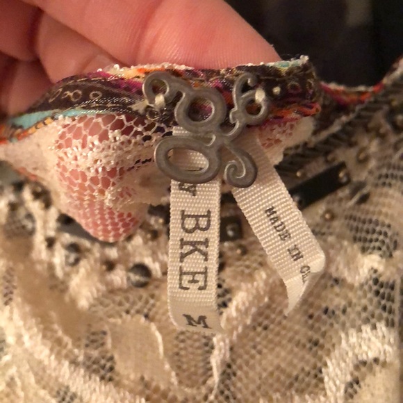NWOT BKE lace top - Picture 3 of 5